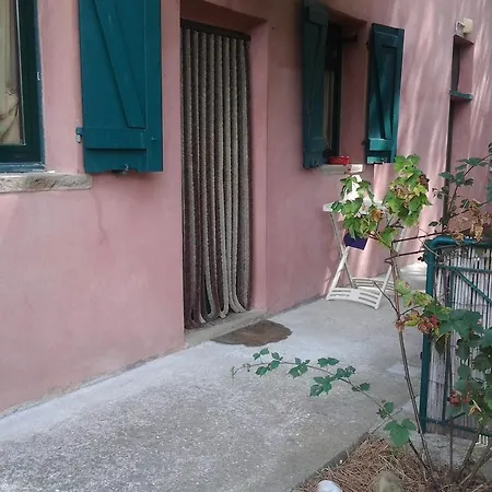 La Casa Rosa Сasa de vacaciones Camporosso (Liguria)