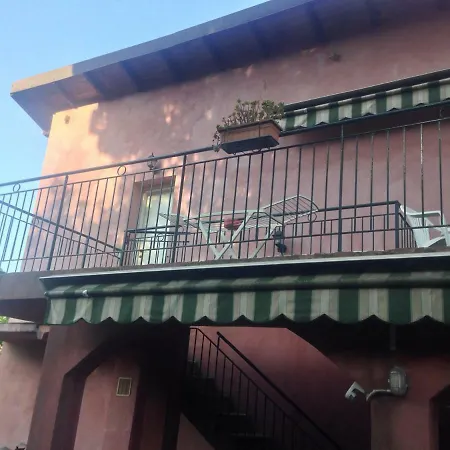 La Casa Rosa